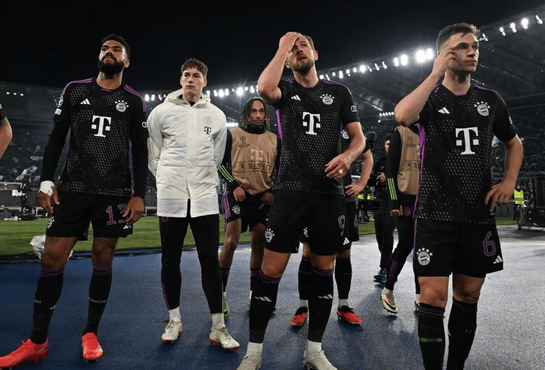 卡利亚里主帅：我在球员时代盯防过C罗，那真是令人激动（卡利亚里主帅回忆球员时期：曾盯防C罗，对决令人兴奋）