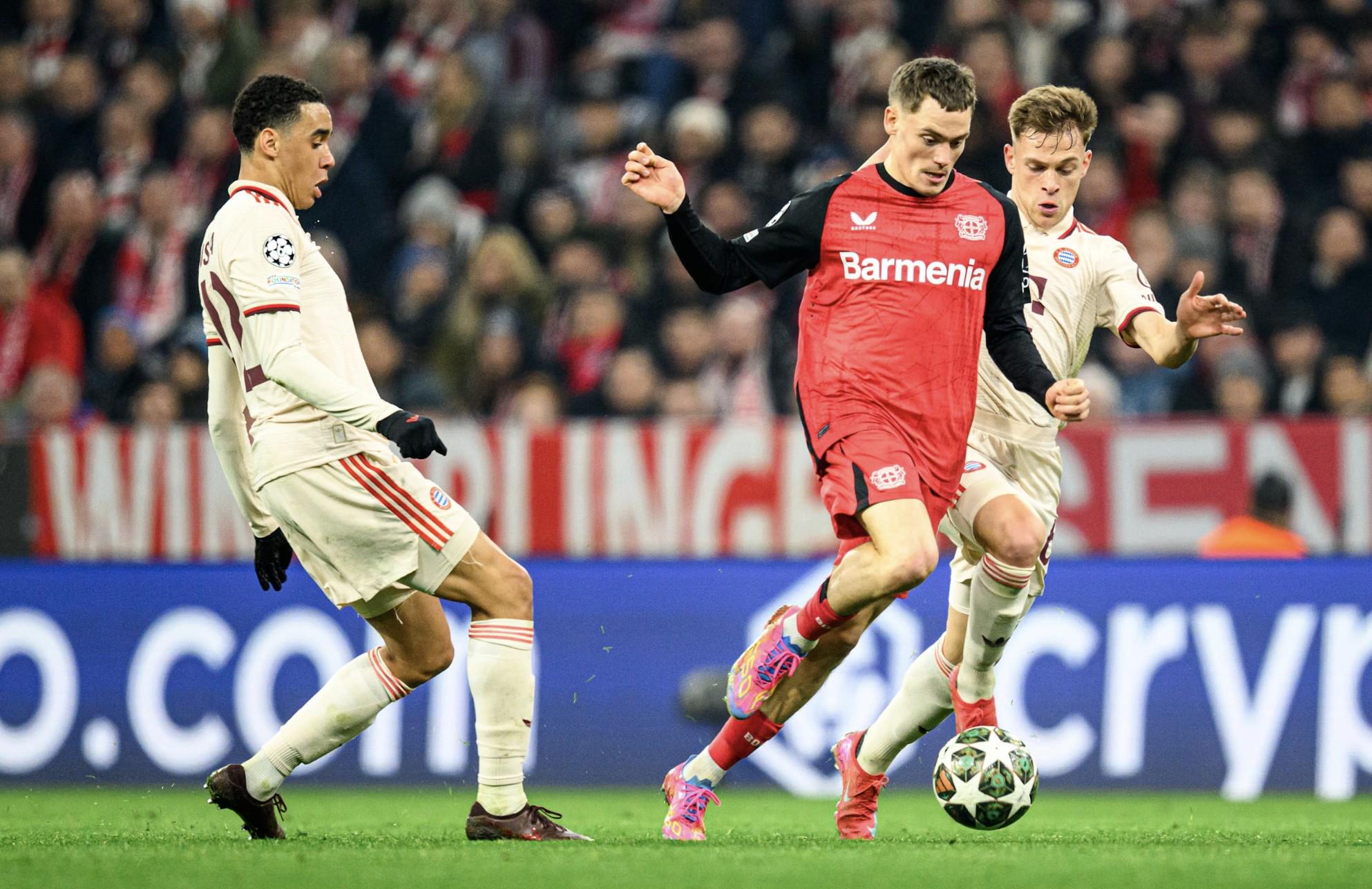 记者：虽然B费有伤在身，但仍然会出战今天与西汉姆的比赛（记者：B费虽有伤，今日仍将出战对阵西汉姆的比赛）