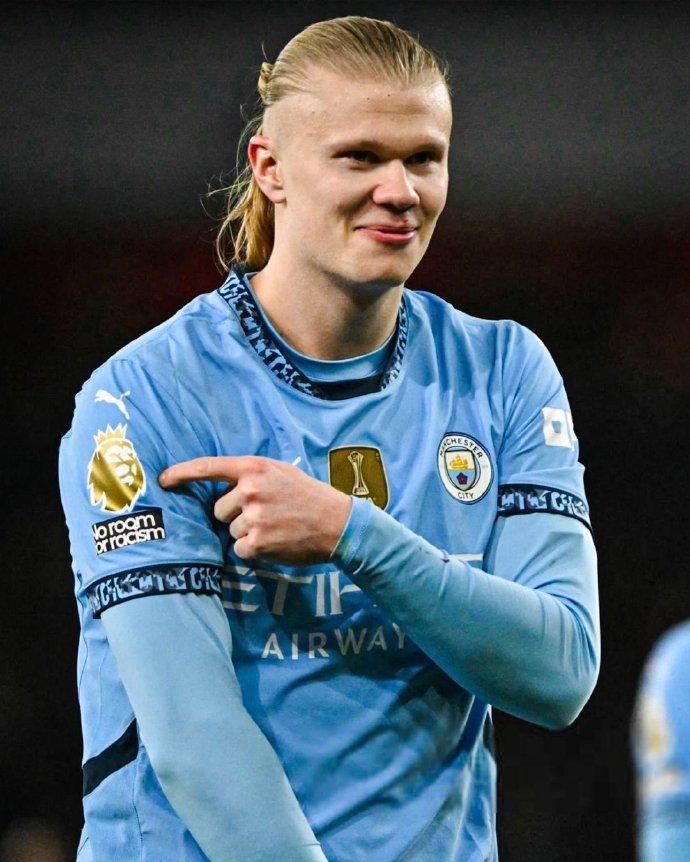 意媒：国米和米兰想签马里奥-希拉，拉齐奥给球员估价3500万（意媒：国米、米兰有意引进马里奥-希拉，拉齐奥为其标价3500万）