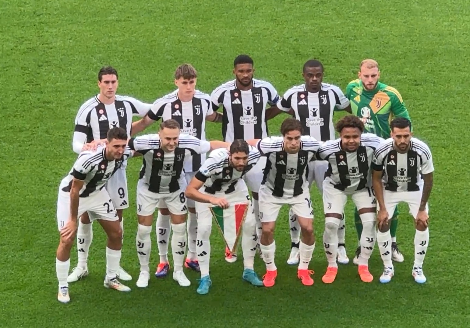 CIES：曼联近5年的引援性价比全球垫底，皇马第一巴黎第五（CIES榜单：曼联近五年引援性价比全球垫底，皇马居首巴黎第五）