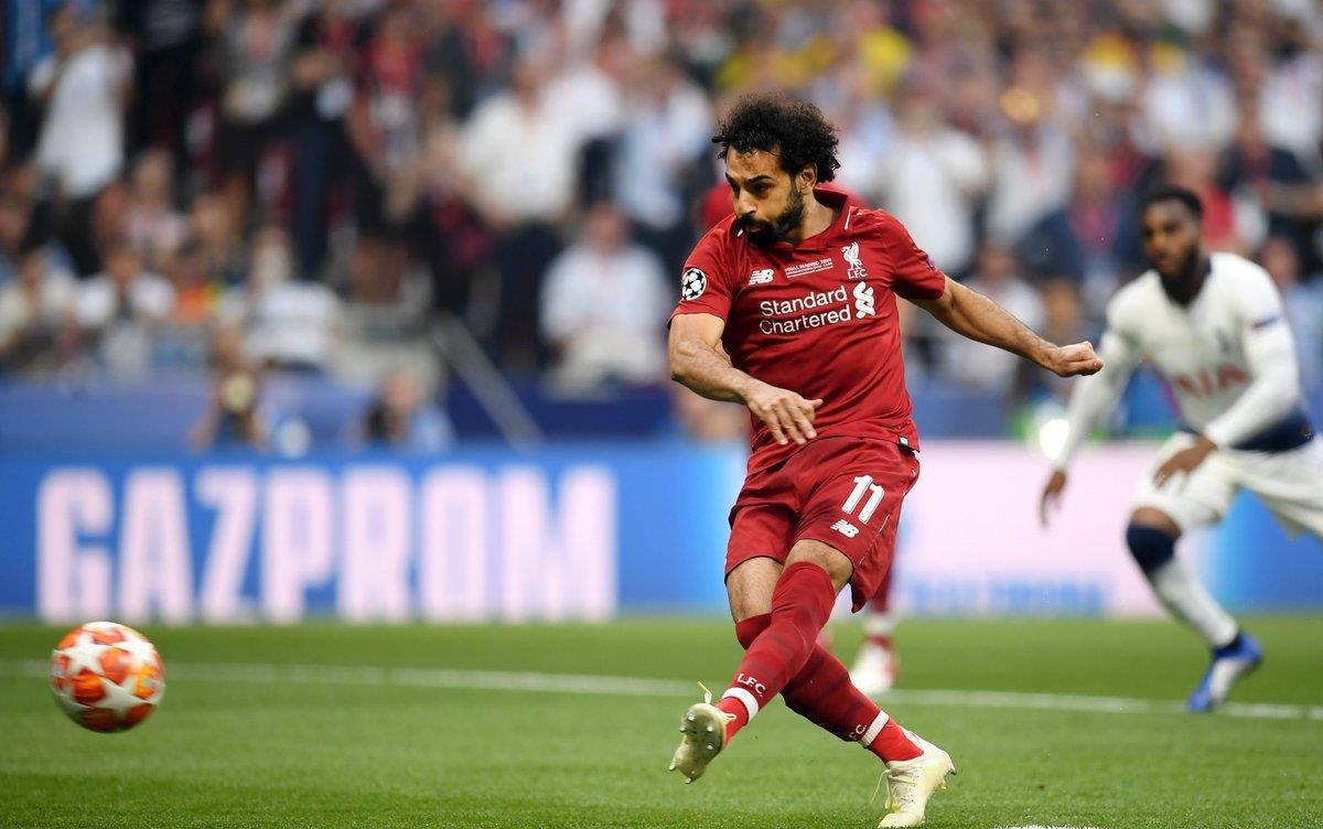 半场战报：博洛尼亚1-2克雷莫内塞，奥尔索利尼点射，瓦尔迪、帕耶罗破门（半场战况：博洛尼亚1-2暂落后克雷莫内塞，奥尔索利尼点球得分，瓦尔迪与帕耶罗破门）