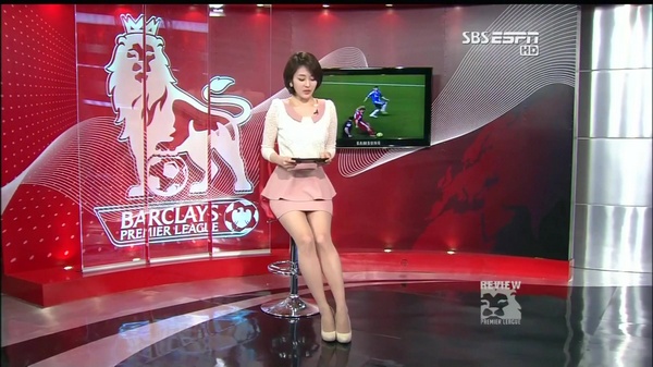 斯科尔斯、卡拉格都认为：哈白布是足球历史上最佳中场组合（斯科尔斯与卡拉格一致认为：哈白布堪称足坛史上最强中场组合）