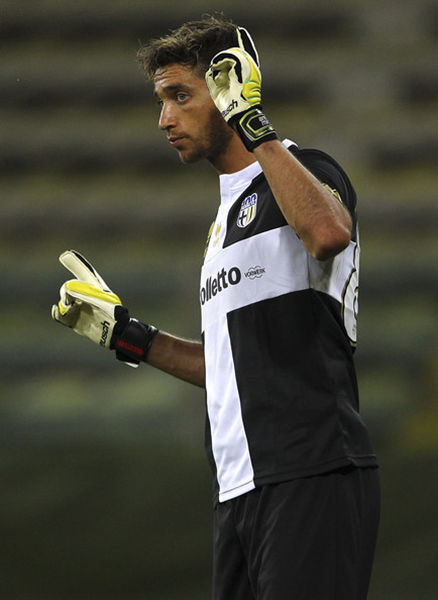 马术三项赛的荣耀，离不开人马之间的默契共生。广东队骑手们与战马的故事，成为赛场外最动人的篇章。（人马同心成就三项赛荣光：广东骑手与战马的动人故事）