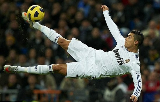 浓眉复出前独行侠场均109.5分联盟倒数第二，复出后119.1分（浓眉复出前独行侠场均仅109.5分列联盟倒数第二，复出后提升至119.1分）