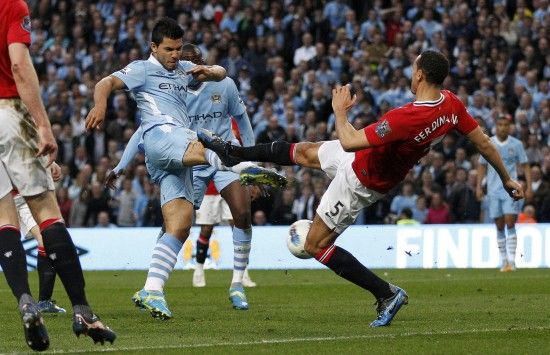 莱切2-1都灵，班达、拉萨纳-库利巴利建功（班达、拉萨纳-库利巴利破门，莱切2-1击败都灵）