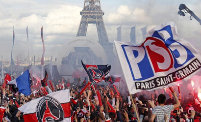 阿莫林谈梅努：他是曼联的未来 没替代者很难放他离队（阿莫林：梅努是曼联的未来，未找到替代者难以放行）